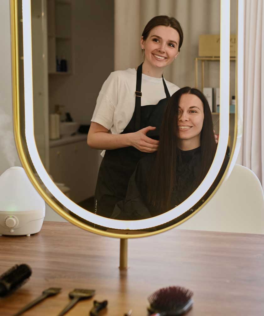 Client profile page in Beauty Artist app